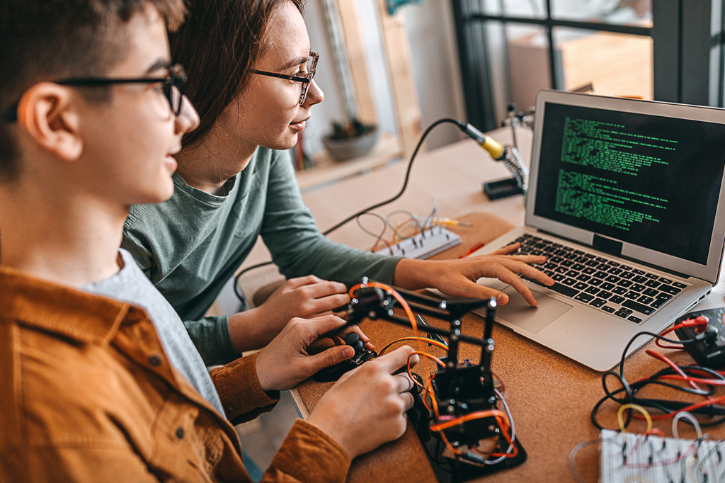 Let’s go BMS & BHS!